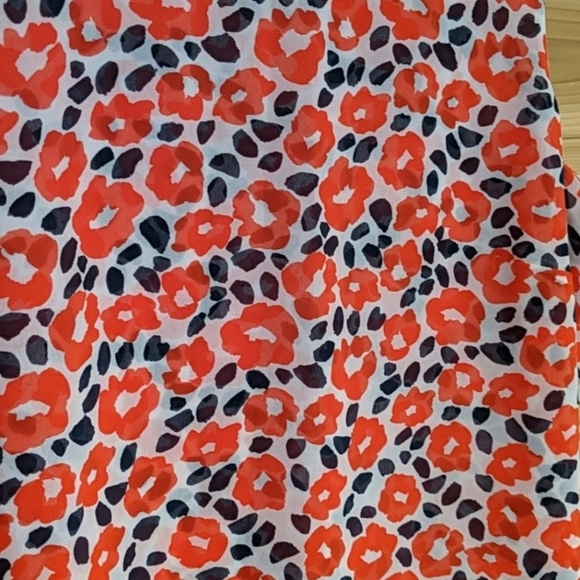 CAbi Flipside Floral Blouse Red Poppy Print 5356 Women's Small S Lightweight EUC - Picture 6 of 10